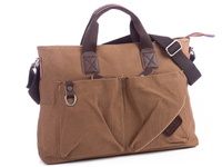 Braune Segeltuchtasche mit Platz für einen 15,6" Laptop SERGEJ