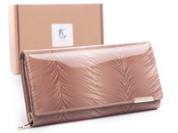 Jennifer Jones Großes, beige ecru lackiertes Damenportemonnaie 5288