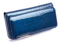 GREGORIO Large blue women's wallet with a lacquered flap