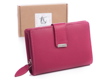 Pink medium women's wallet made of soft natural leather