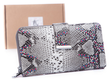 Large lacquered leather women's wallet silver and pink Jennifer Jones