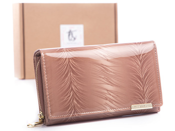 Jennifer Jones Große, cremefarbene, lackierte Brieftasche für Damen