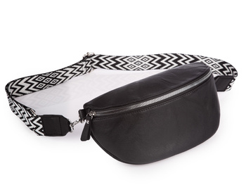 Saszetka damska nerka na ramię elegancka czarna Jennifer Jones