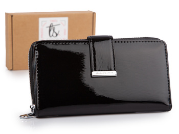 Duży, poziomy portfel damski w kolorze czarnym gładki lakierowany