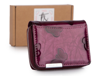 Portfel damski mały Jennifer Jones mały fioletowy lakierowany z motylkami