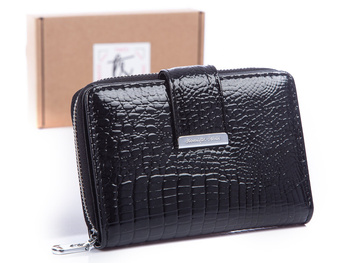 Women's black wallet with.p.