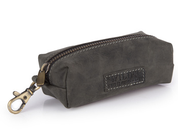 Czarna saszetka na klucze ze skóry naturalnej z karabińczykiem WILD