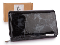 Czarny portfel damski lakierowany w tłoczone motylki, duży, RFID